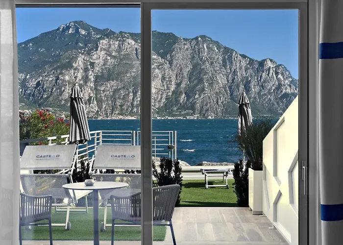 Castello Lake Front Malcesine