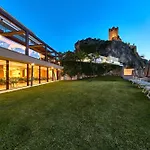 Hotel Castello Lake Front 4*