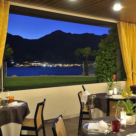 Castello Front 4*
