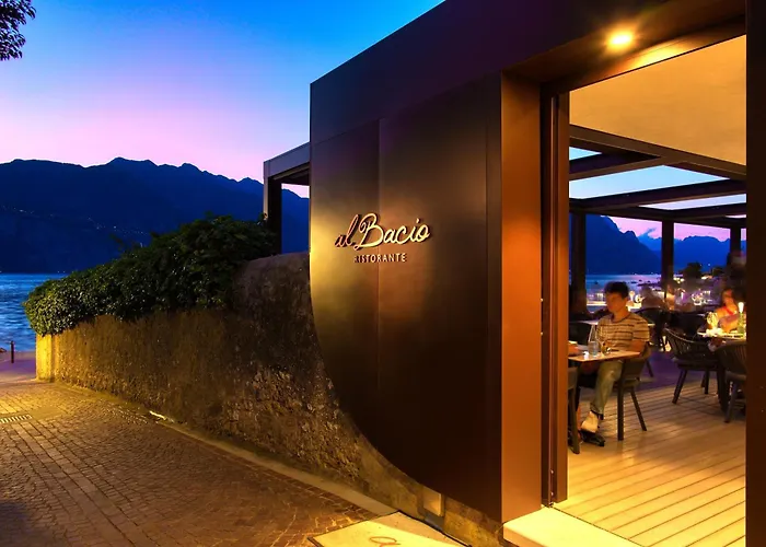 Castello Front 4* Malcesine