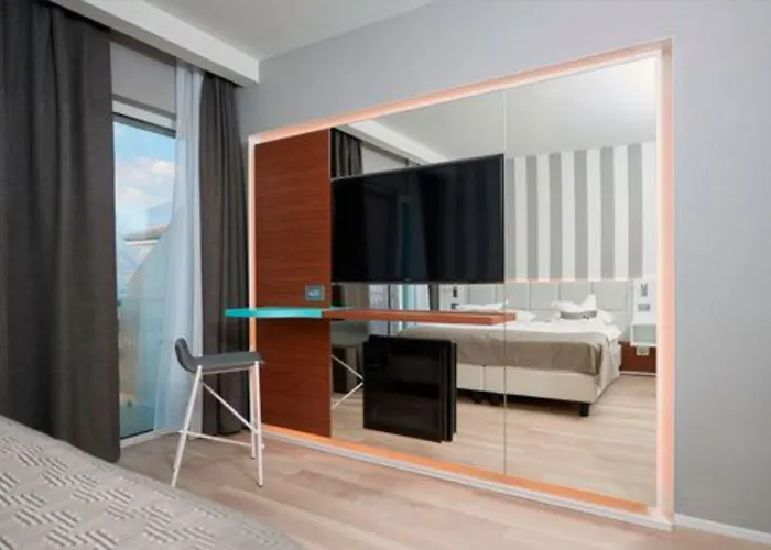 Castello Front Malcesine