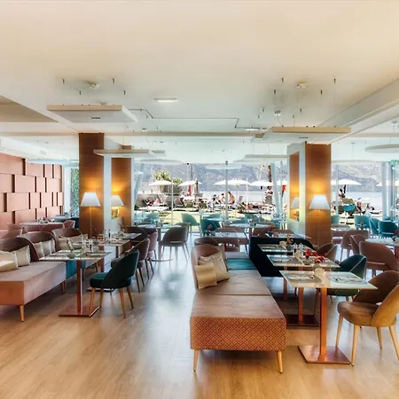 מלון Castello Front