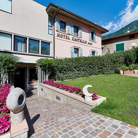 Castello Front ホテル