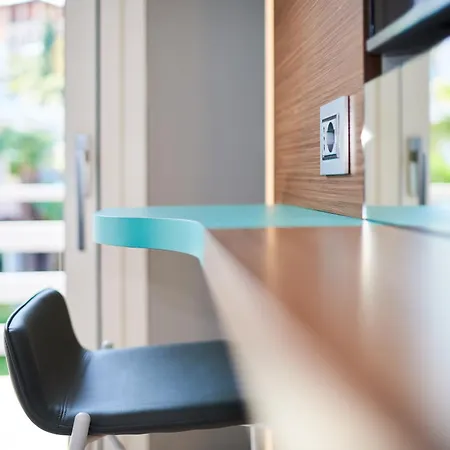 ホテル Castello Front 4*