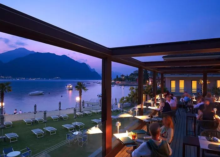 Castello Lake Front 4* Malcesine