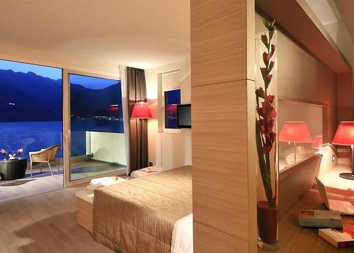 Castello Front 4* Μαλτσεζίνε