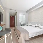 Castello Front 4* Μαλτσεζίνε